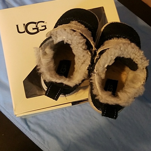 Baby UGG - Picture 2 of 7